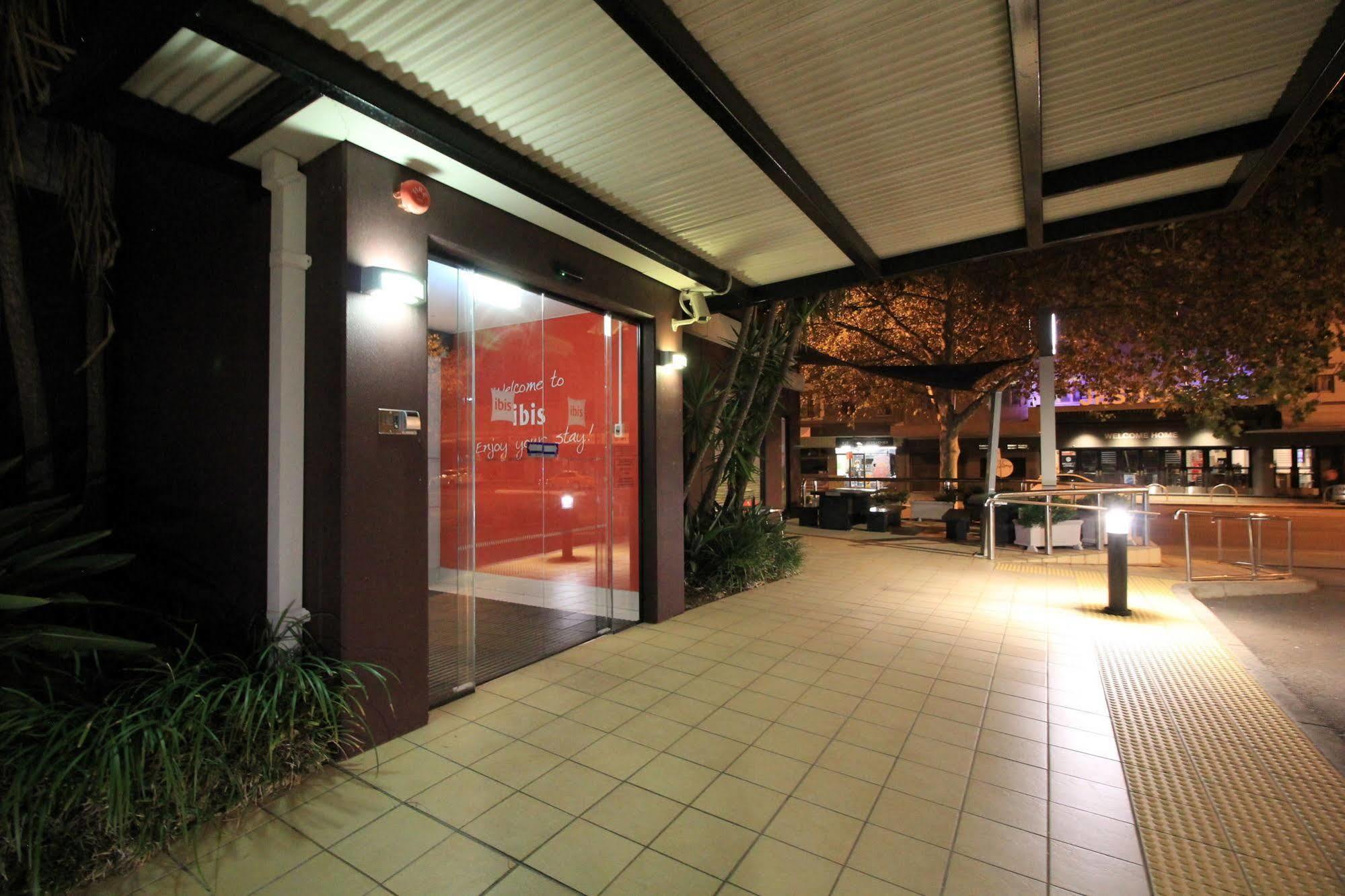 Ibis Newcastle Exterior foto